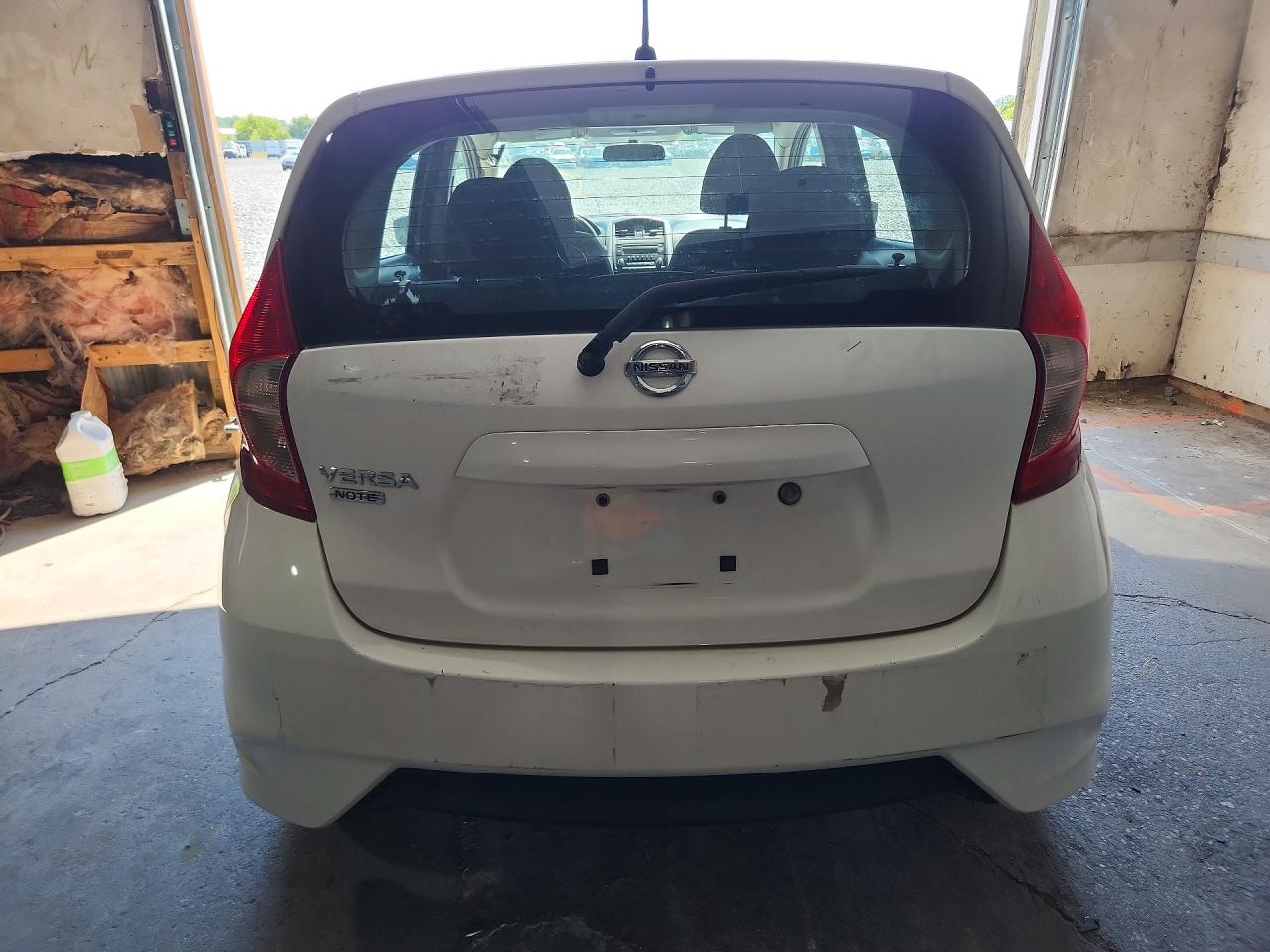 2017 NISSAN VERSA