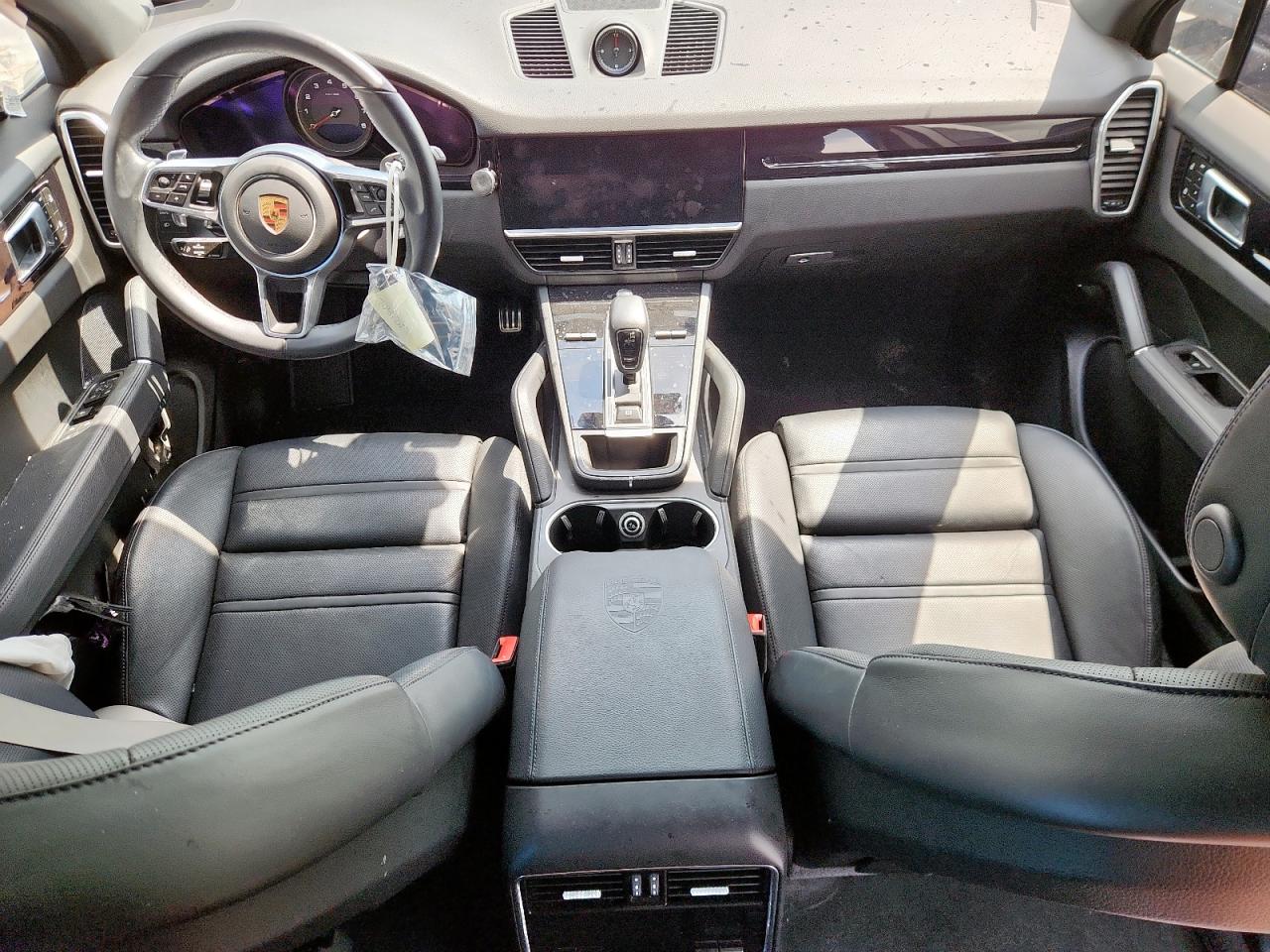 2023 PORSCHE CAYENNE