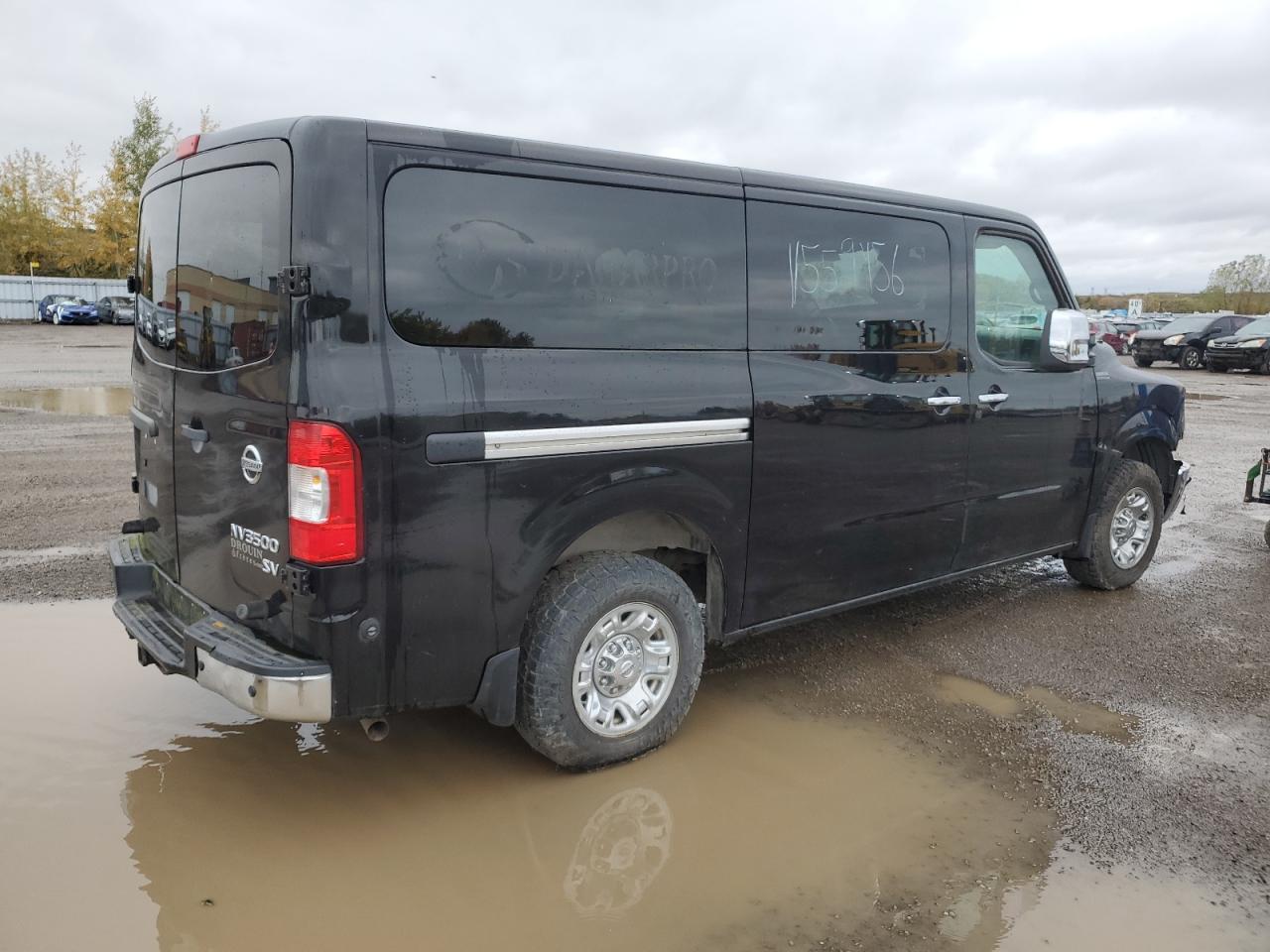 2017 NISSAN NV