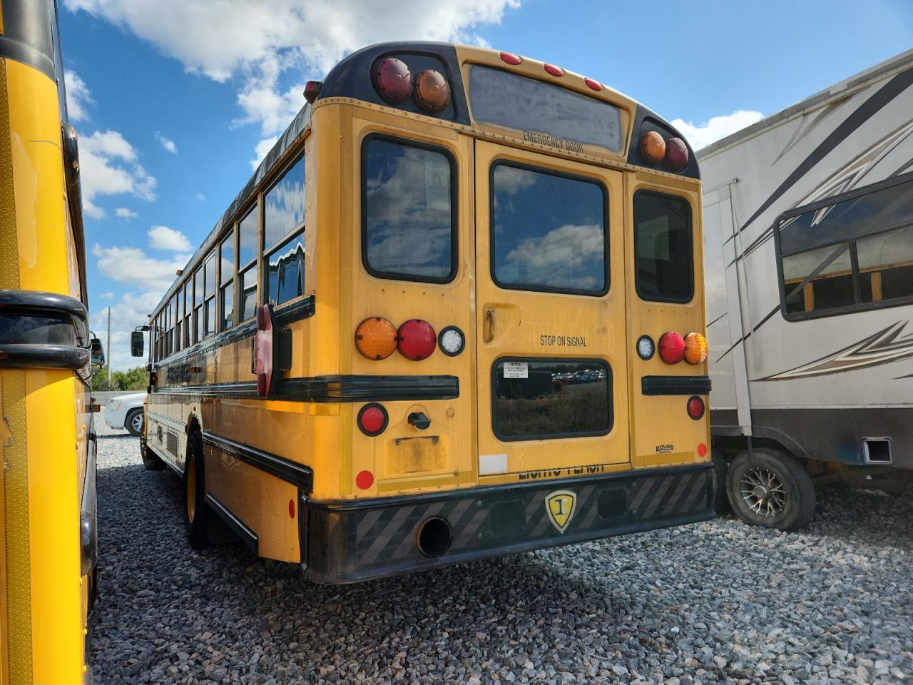 2013 IC CORPORATION CE SERIES