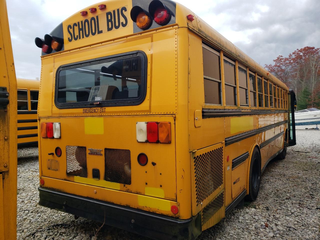 2012 THOMAS SAF-T-LINE