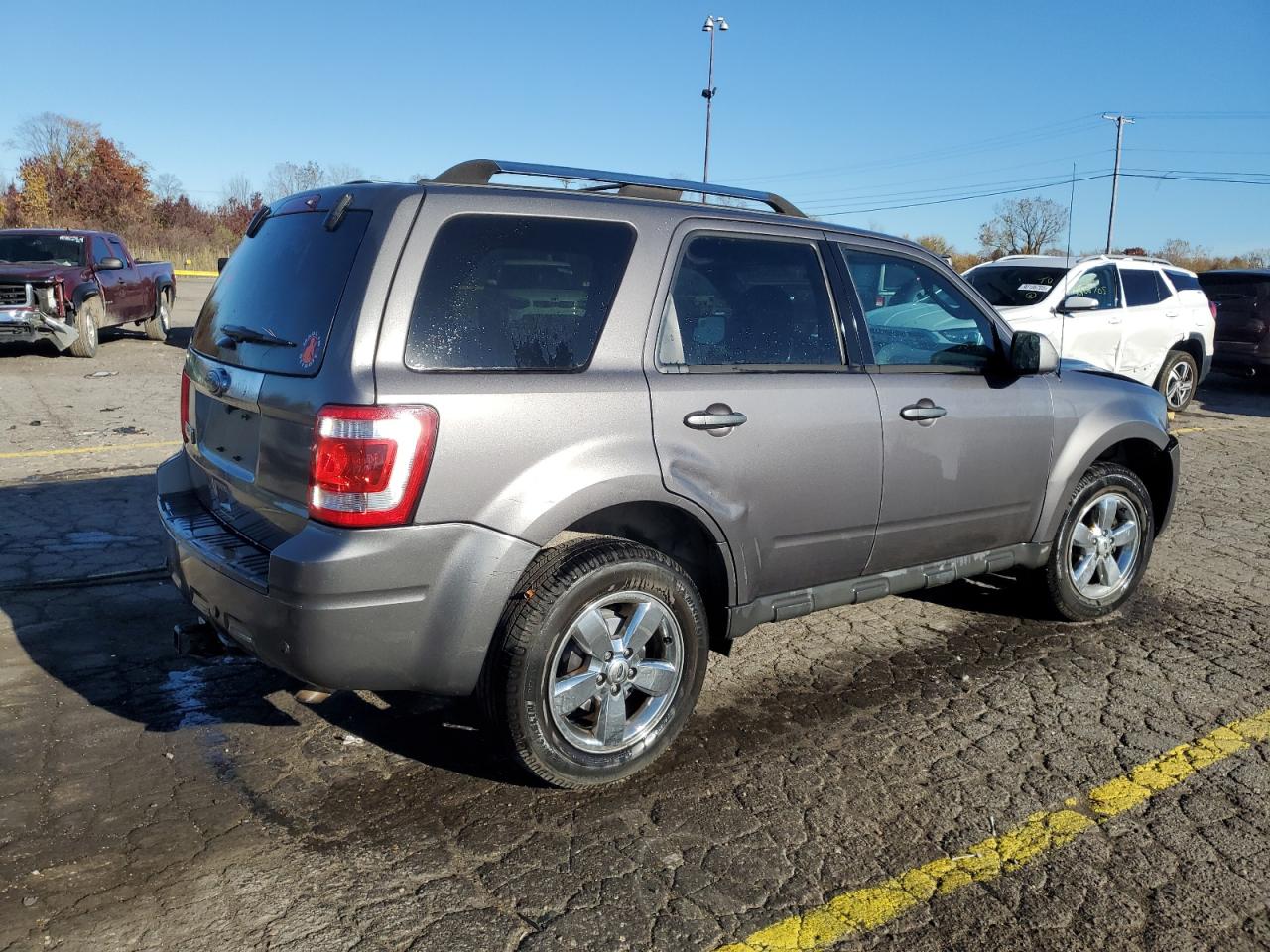 2012 FORD ESCAPE