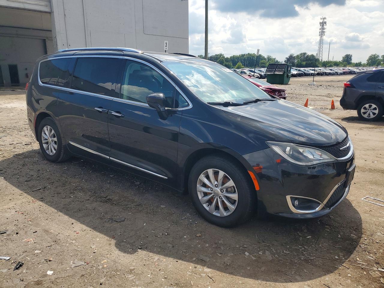 2018 CHRYSLER PACIFICA