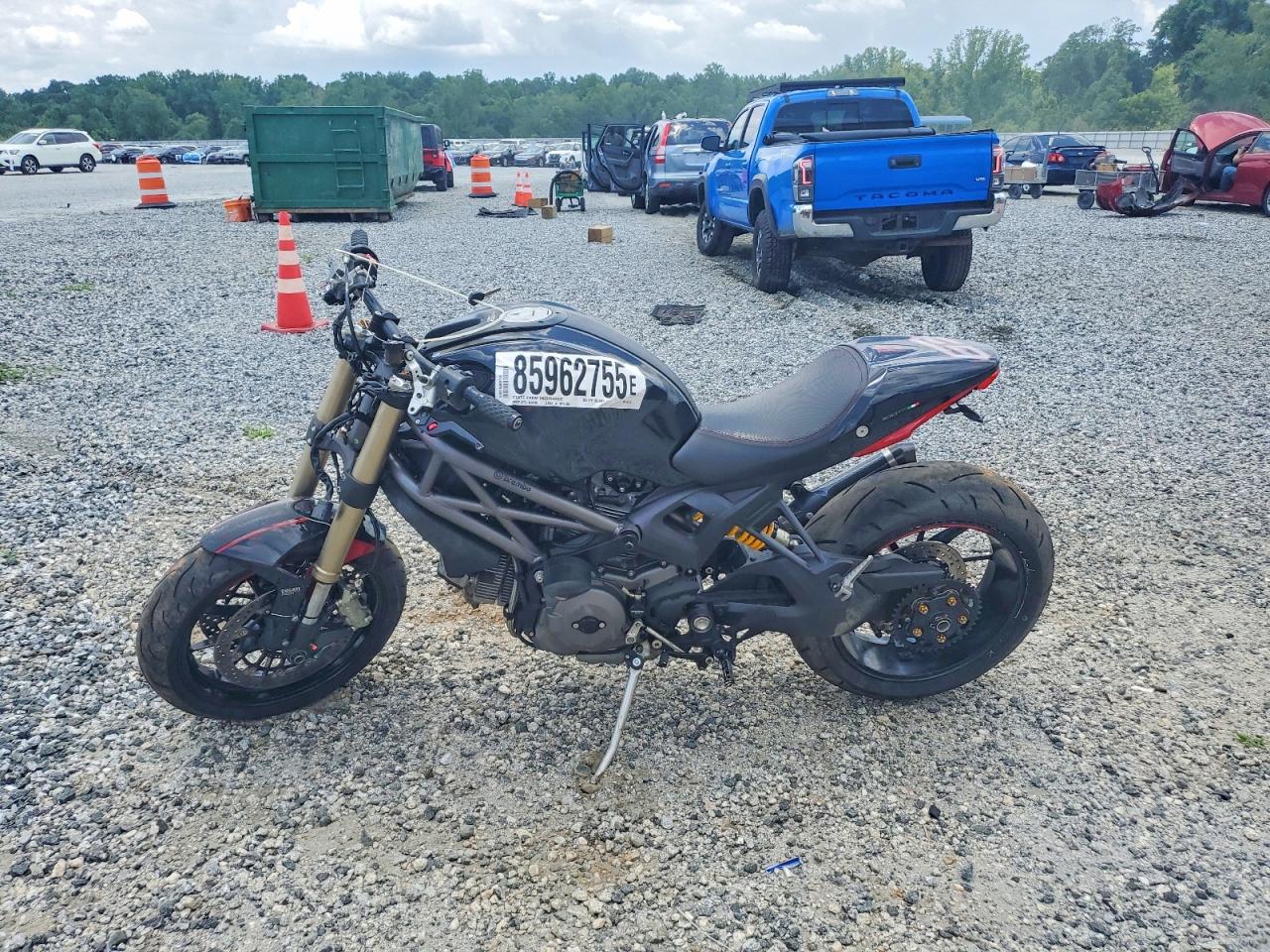 2012 DUCATI MONSTER