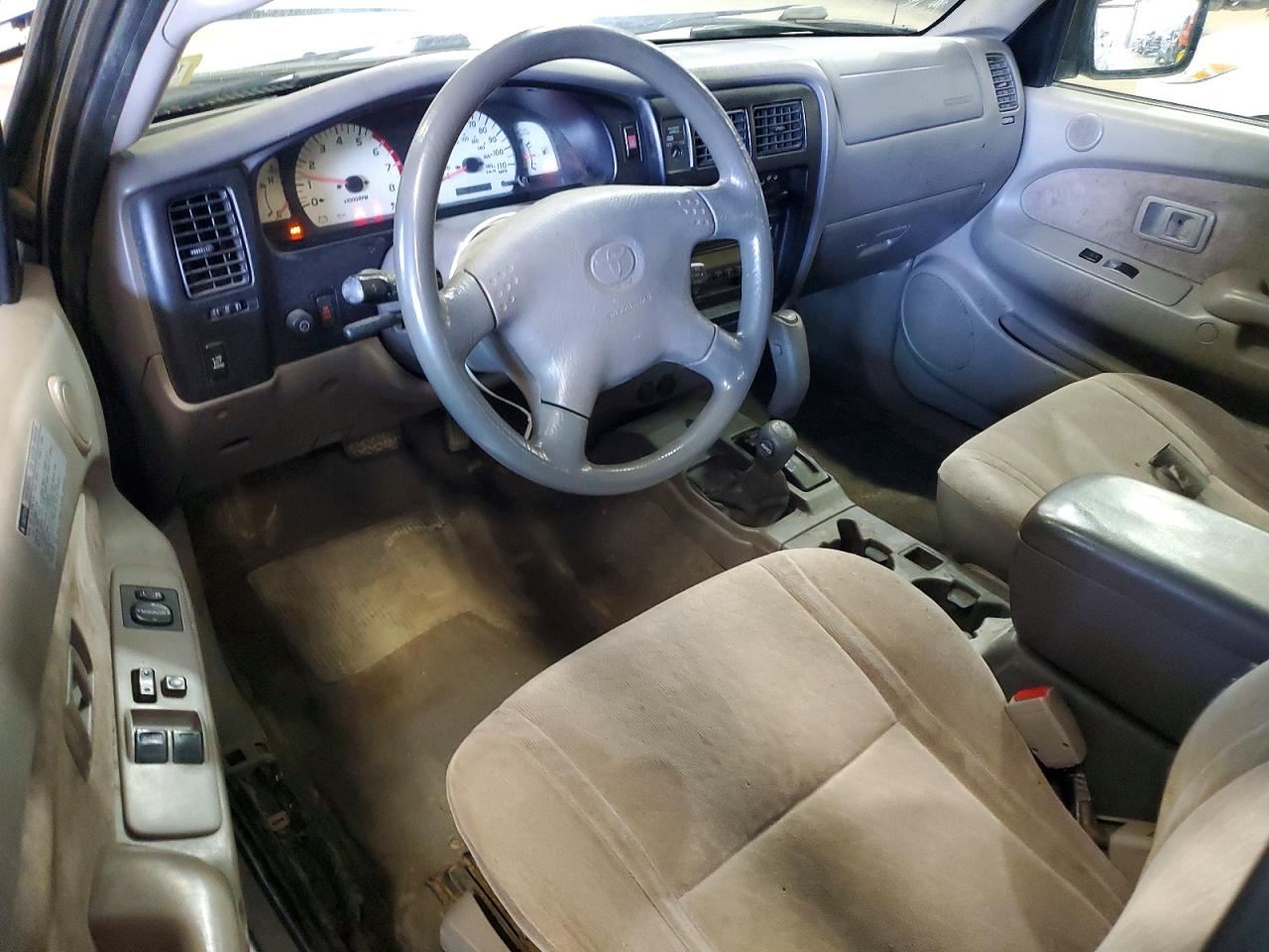 2004 TOYOTA TACOMA