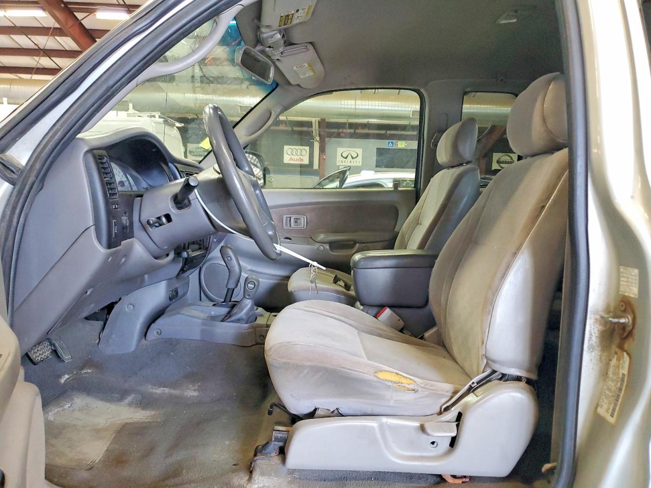 2004 TOYOTA TACOMA