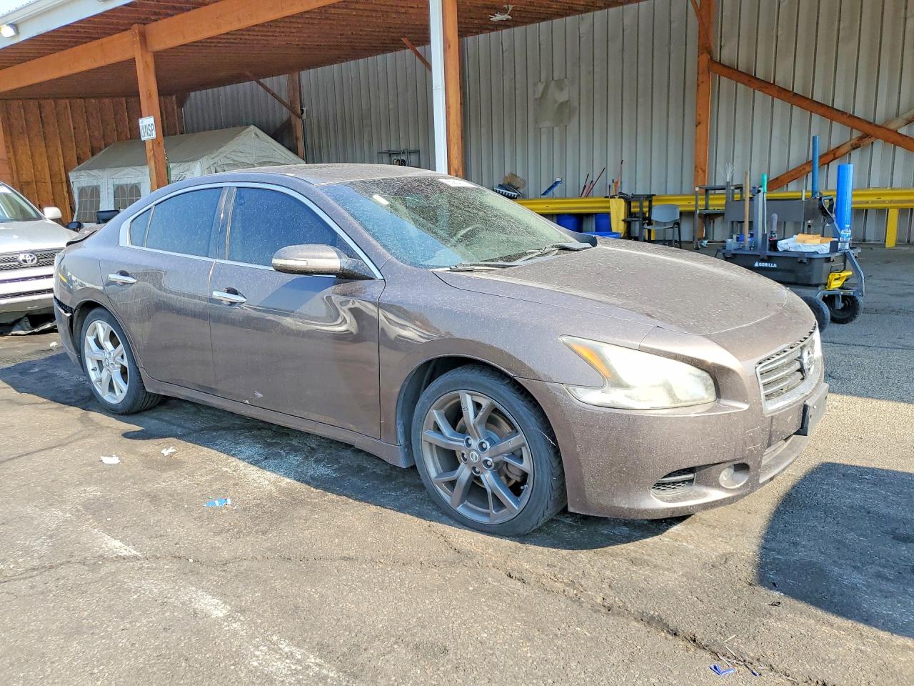 2013 NISSAN MAXIMA