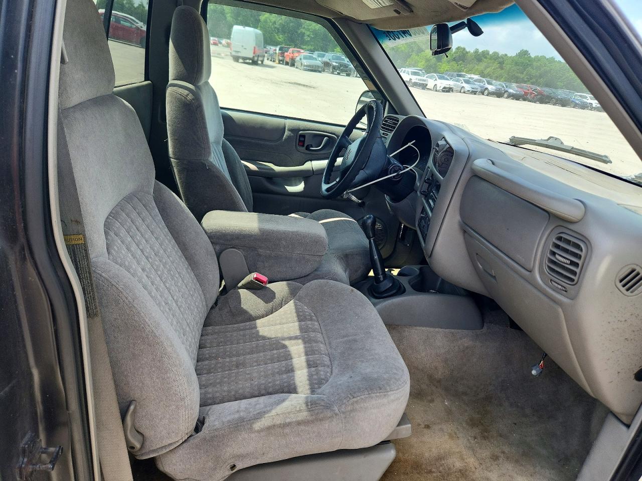 1999 CHEVROLET S10