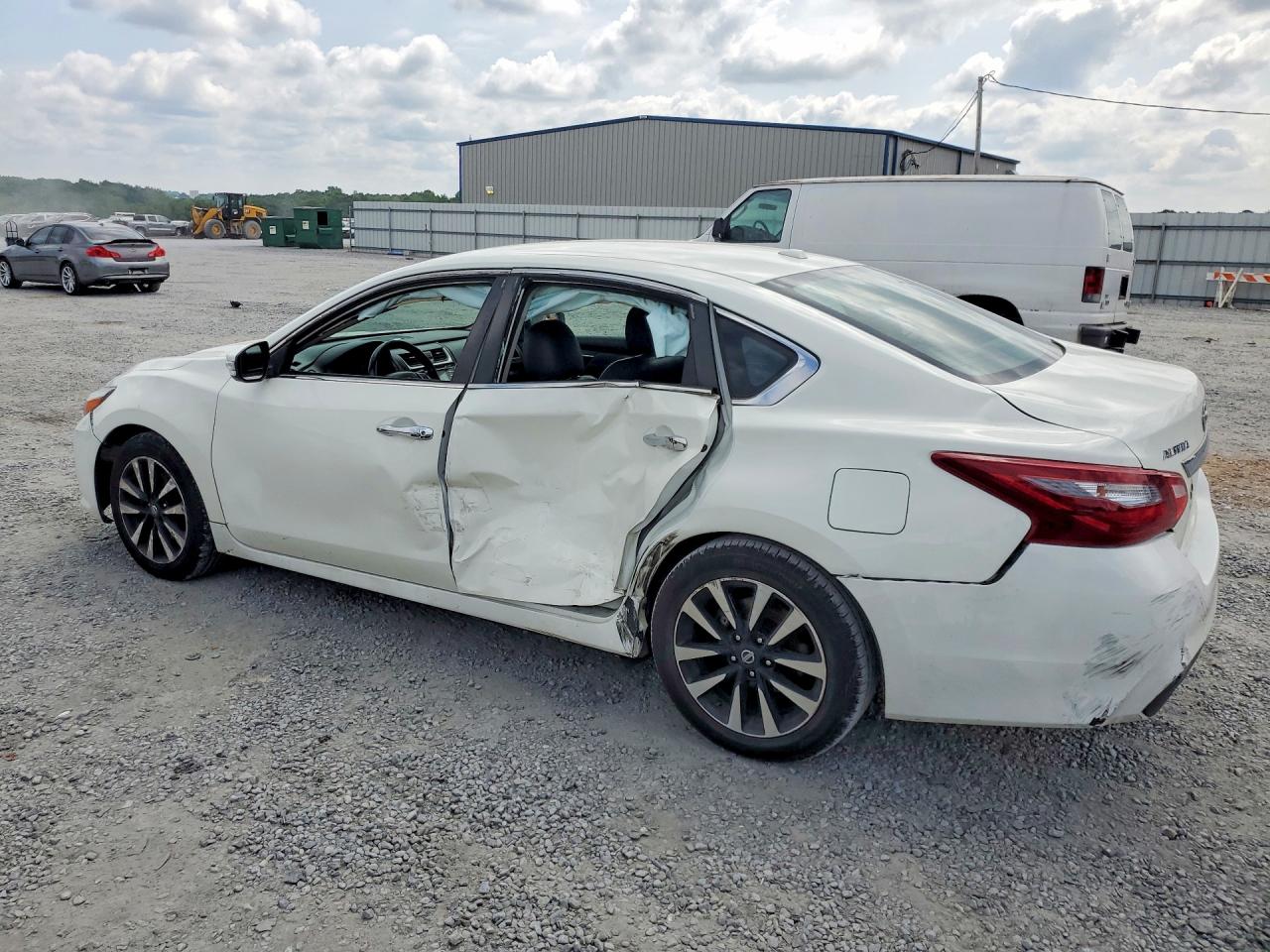 2018 NISSAN ALTIMA