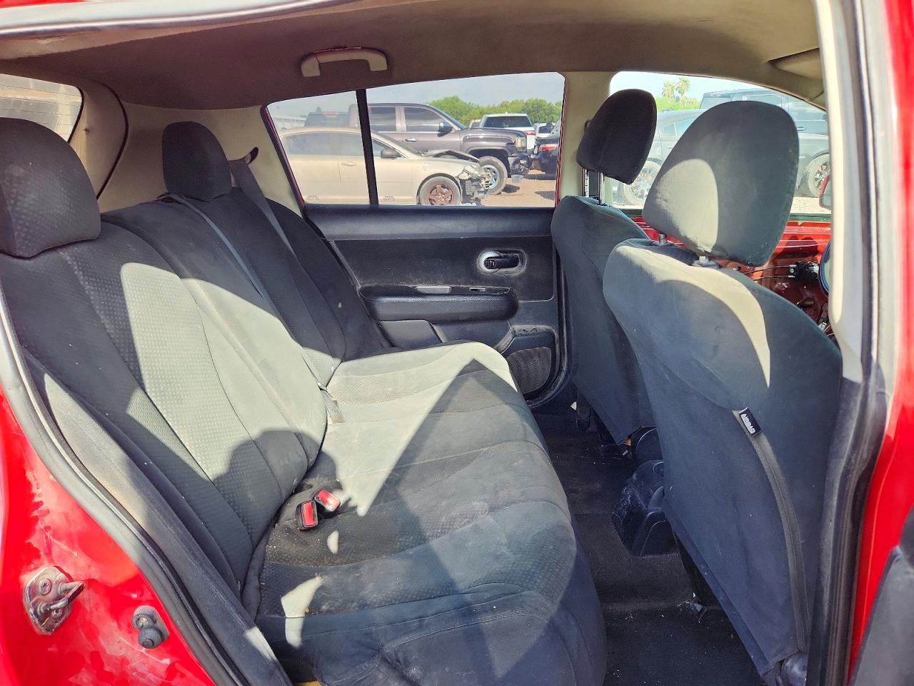 2011 NISSAN VERSA 1.8