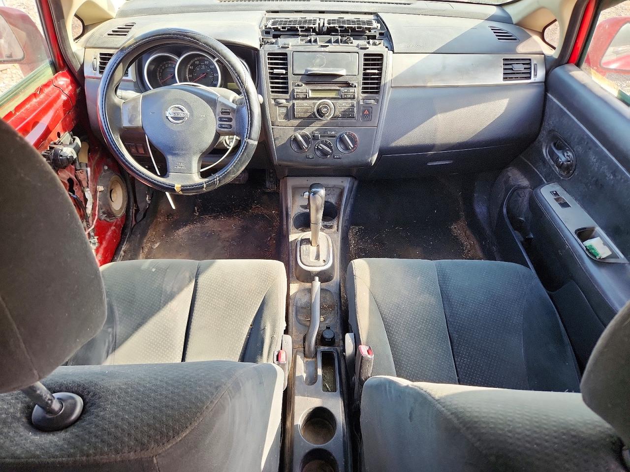 2011 NISSAN VERSA 1.8