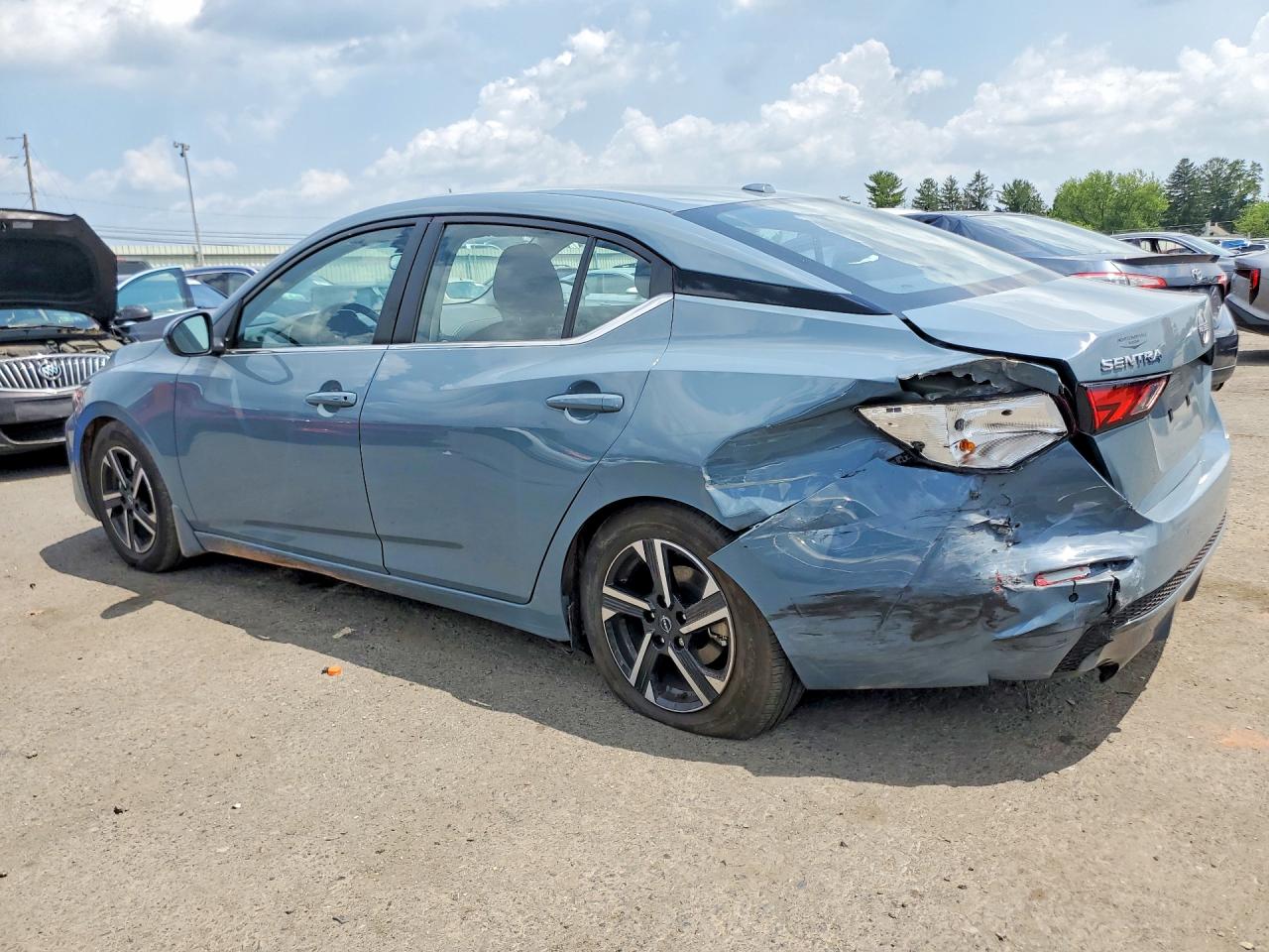 2025 NISSAN SENTRA