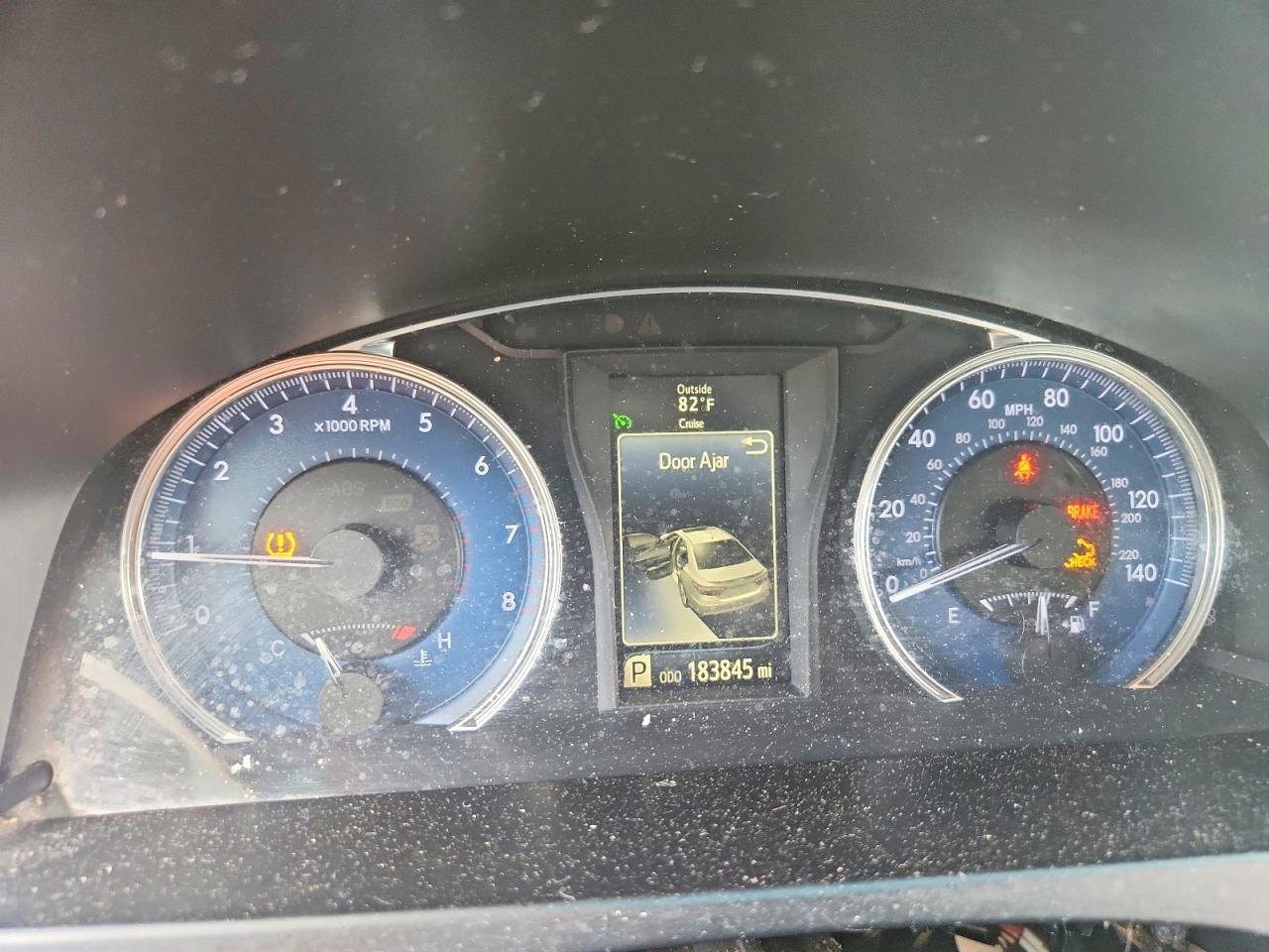 2016 TOYOTA CAMRY
