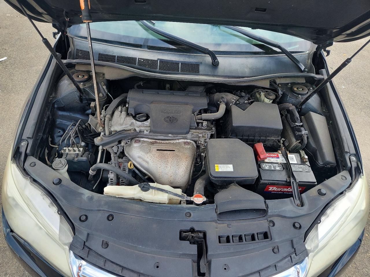 2016 TOYOTA CAMRY