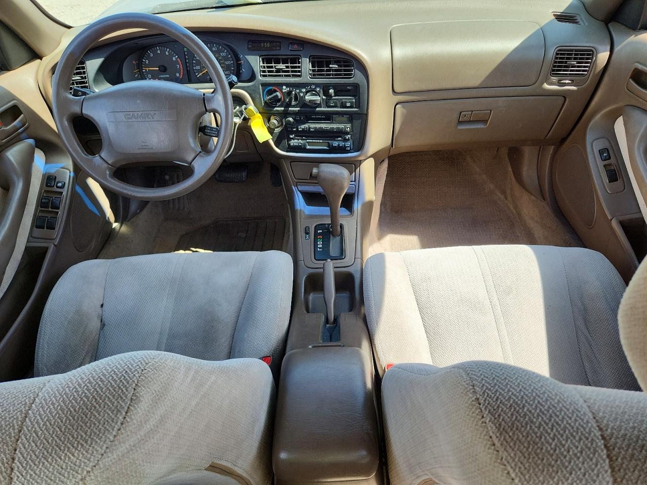 1996 TOYOTA CAMRY