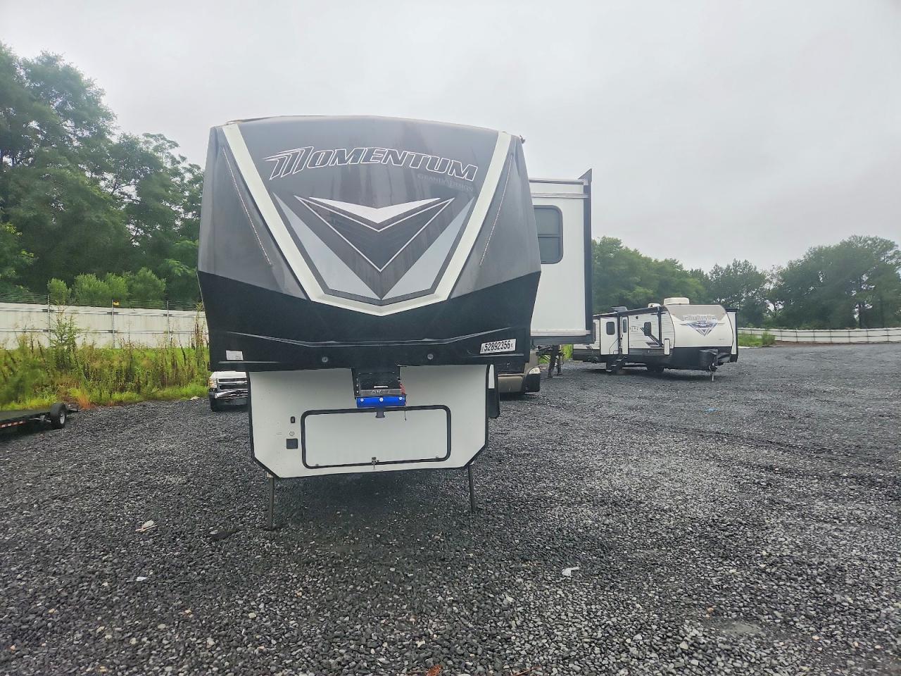 2004 HORSE TRAILER