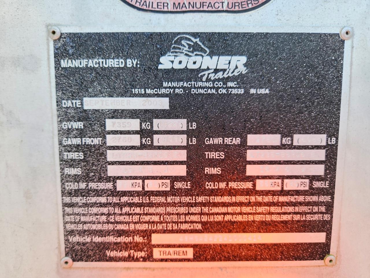 2004 HORSE TRAILER