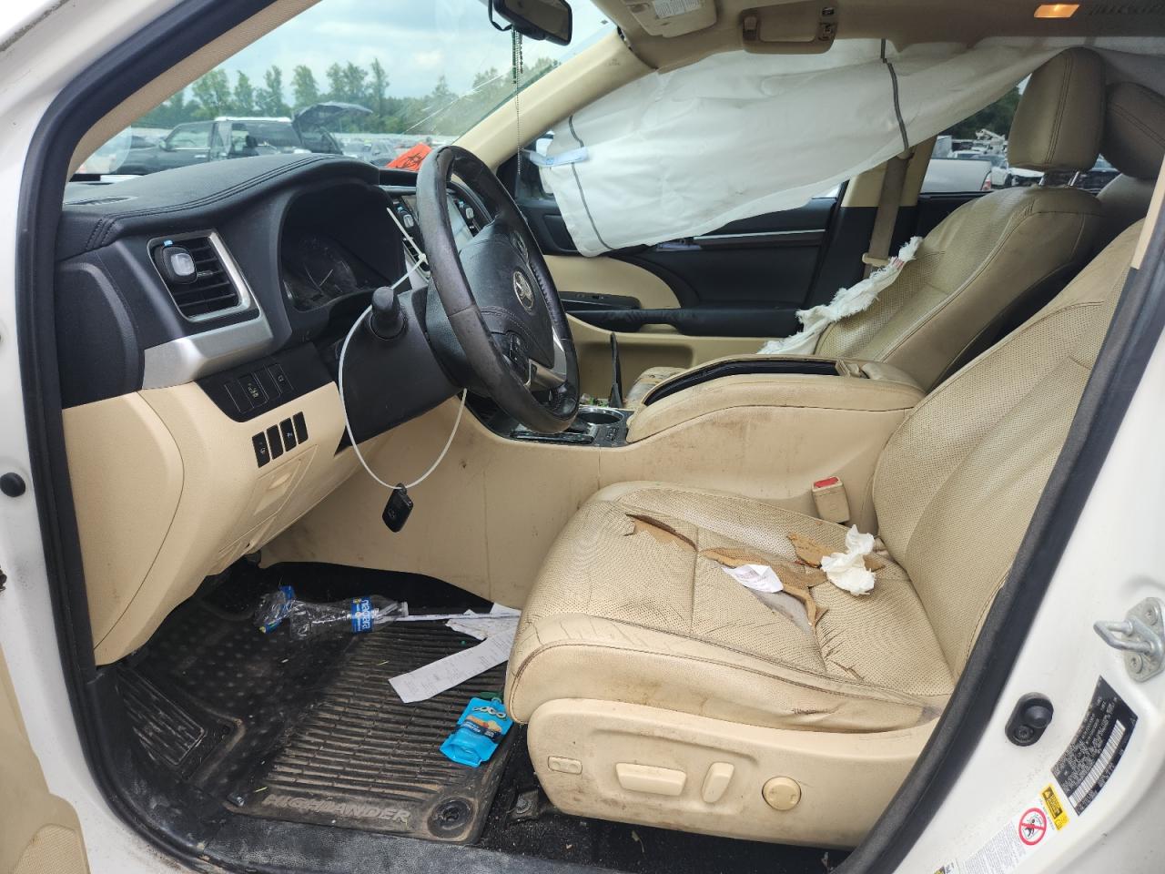 2014 TOYOTA HIGHLANDER