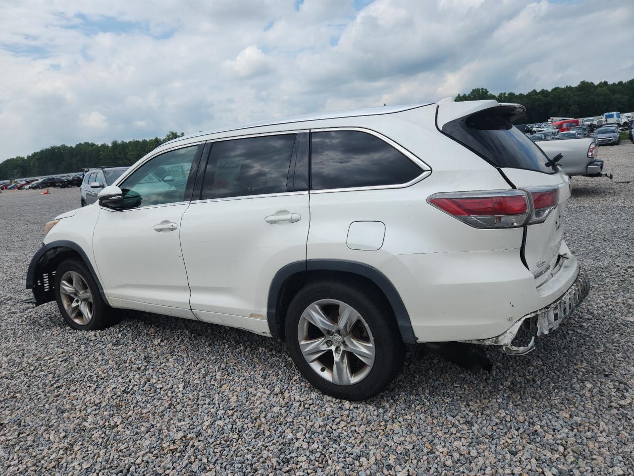 2014 TOYOTA HIGHLANDER
