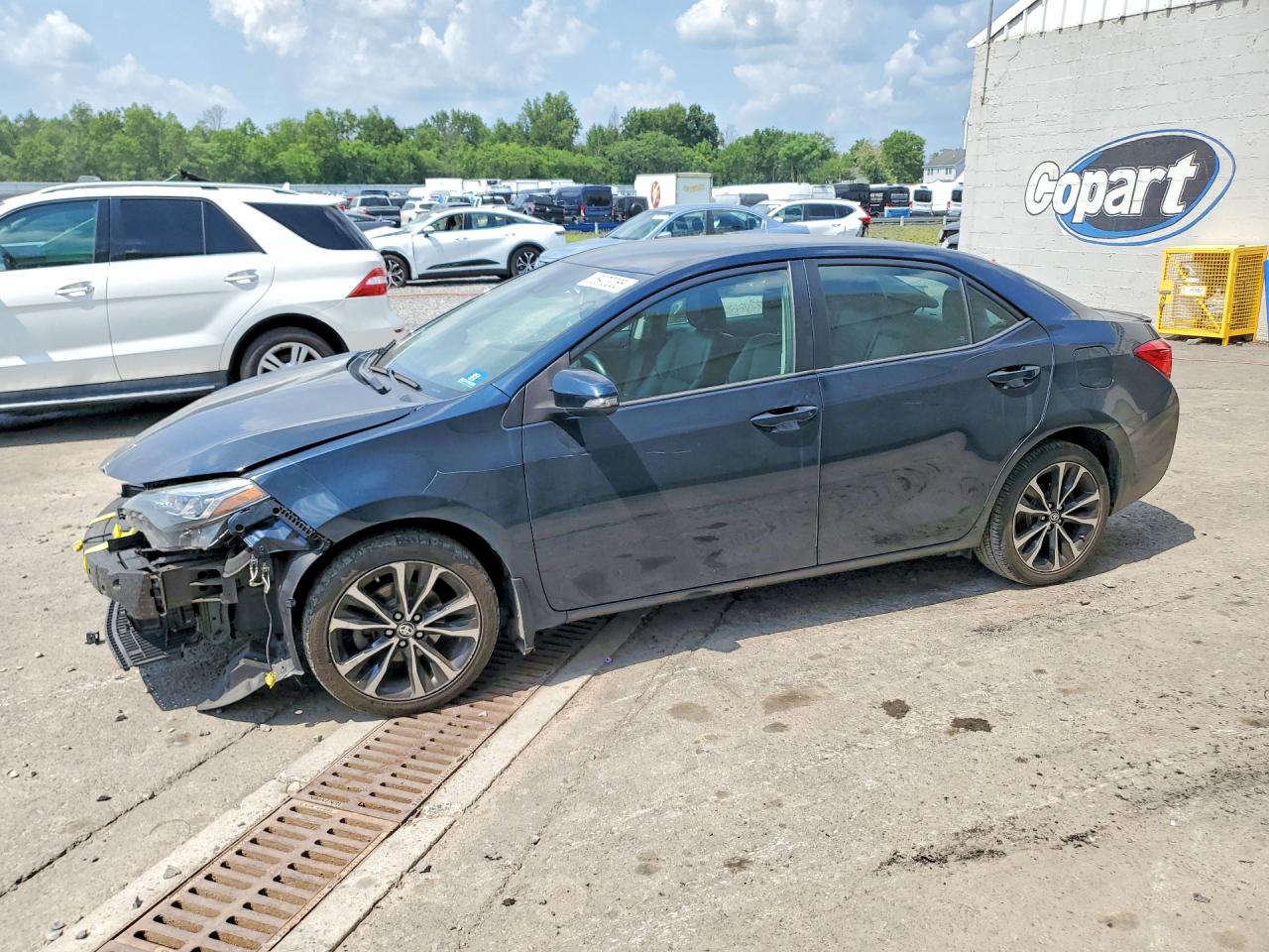 2018 TOYOTA COROLLA