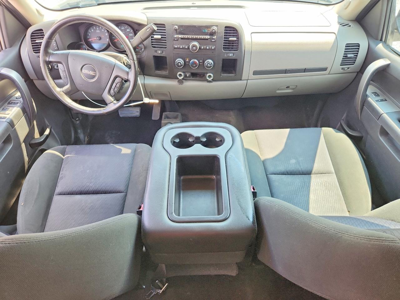 2013 GMC SIERRA