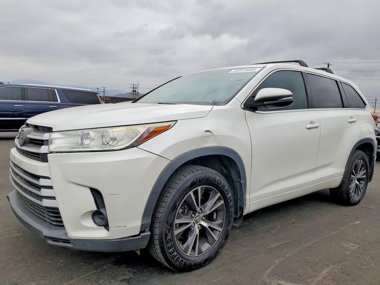 2018 TOYOTA HIGHLANDER