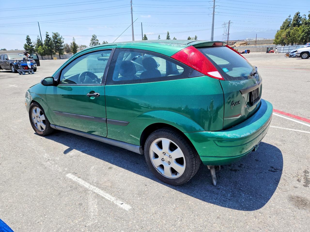 2002 FORD FOCUS