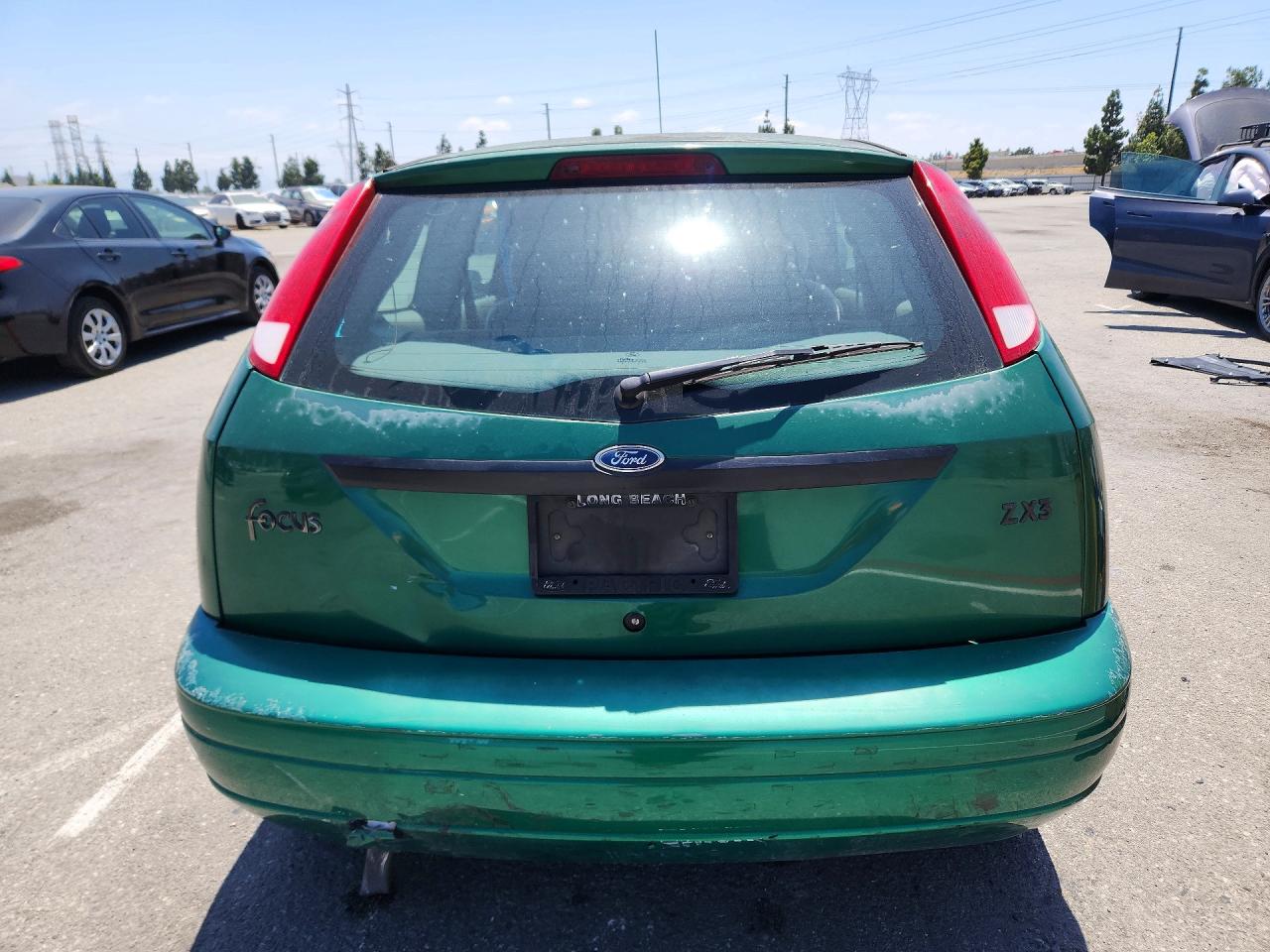 2002 FORD FOCUS