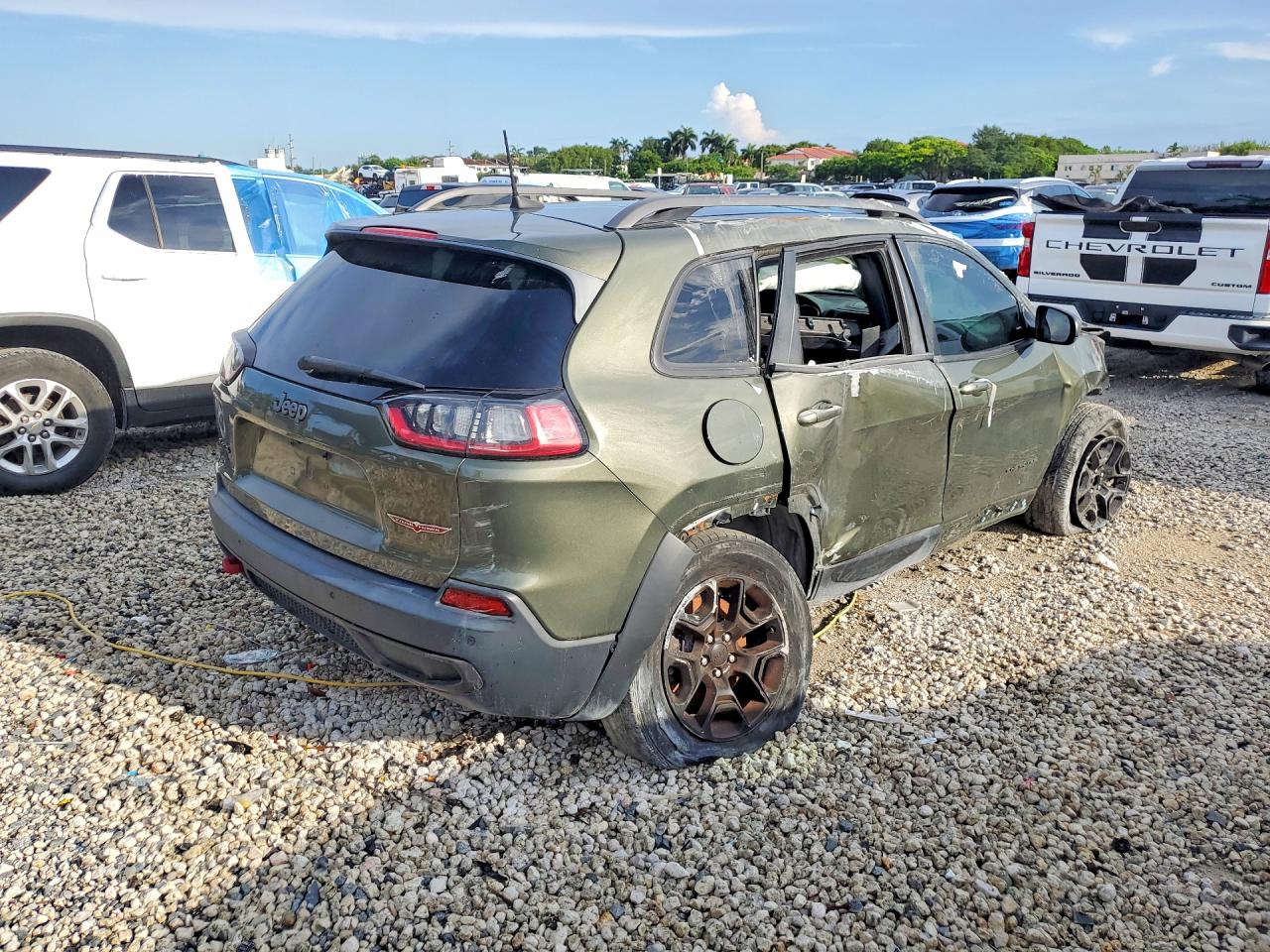 2019 JEEP CHEROKEE