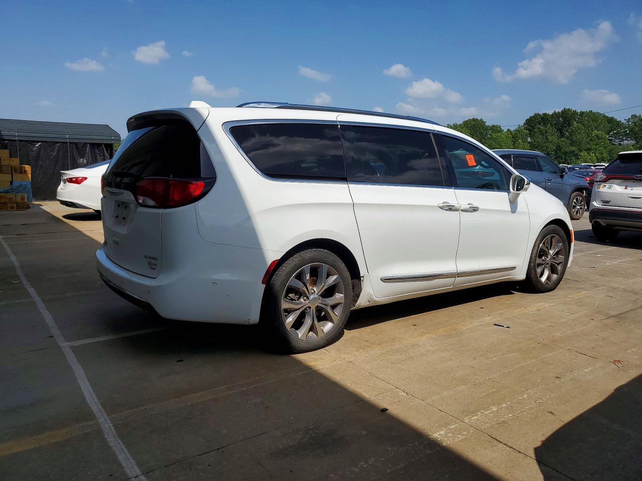 2020 CHRYSLER PACIFICA