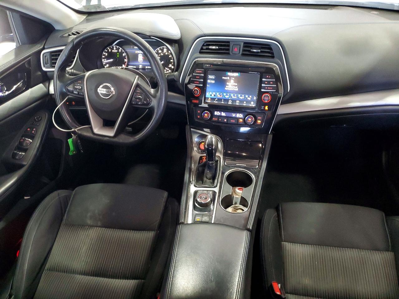 2016 NISSAN MAXIMA