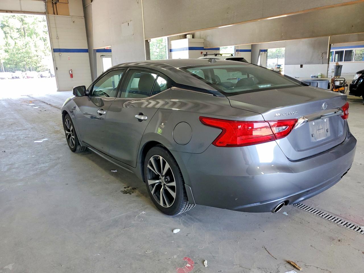 2016 NISSAN MAXIMA