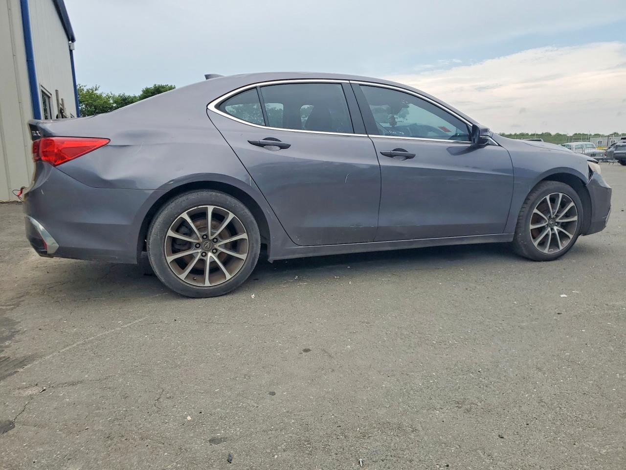 2018 ACURA TLX