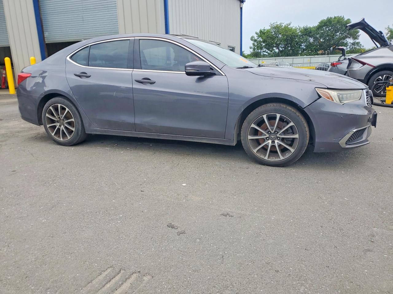 2018 ACURA TLX
