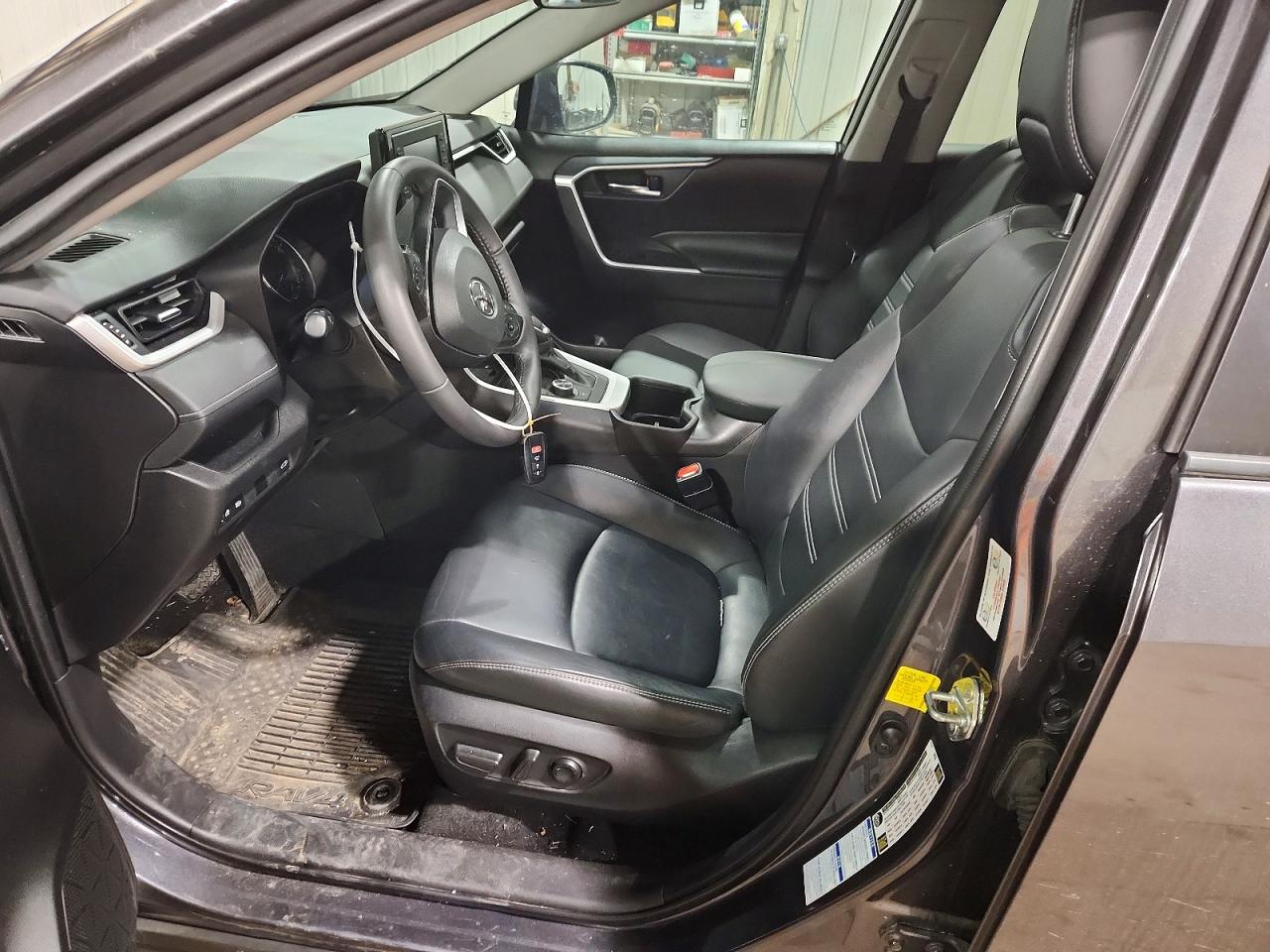 2022 TOYOTA RAV4