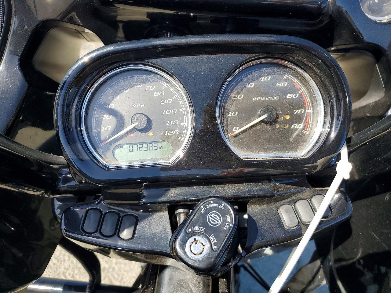 2020 HARLEY-DAVIDSON FL