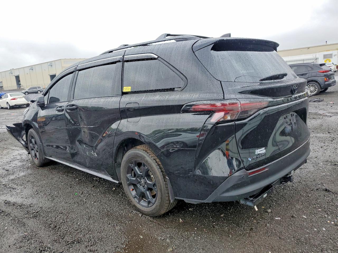 2025 TOYOTA SIENNA