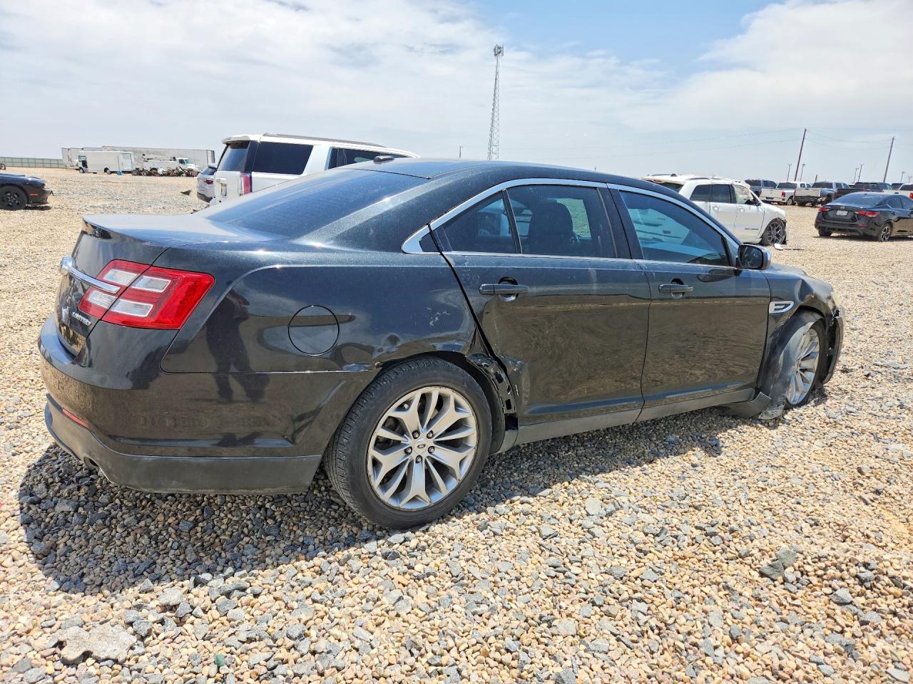 2013 FORD TAURUS