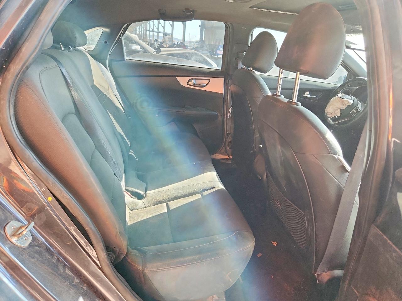 2023 KIA FORTE