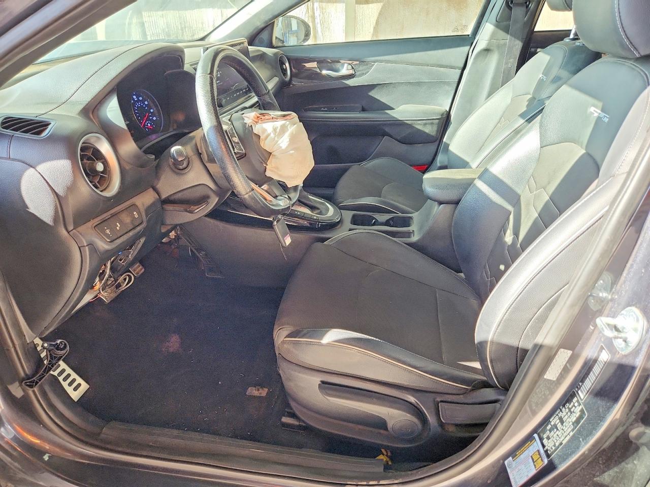 2023 KIA FORTE