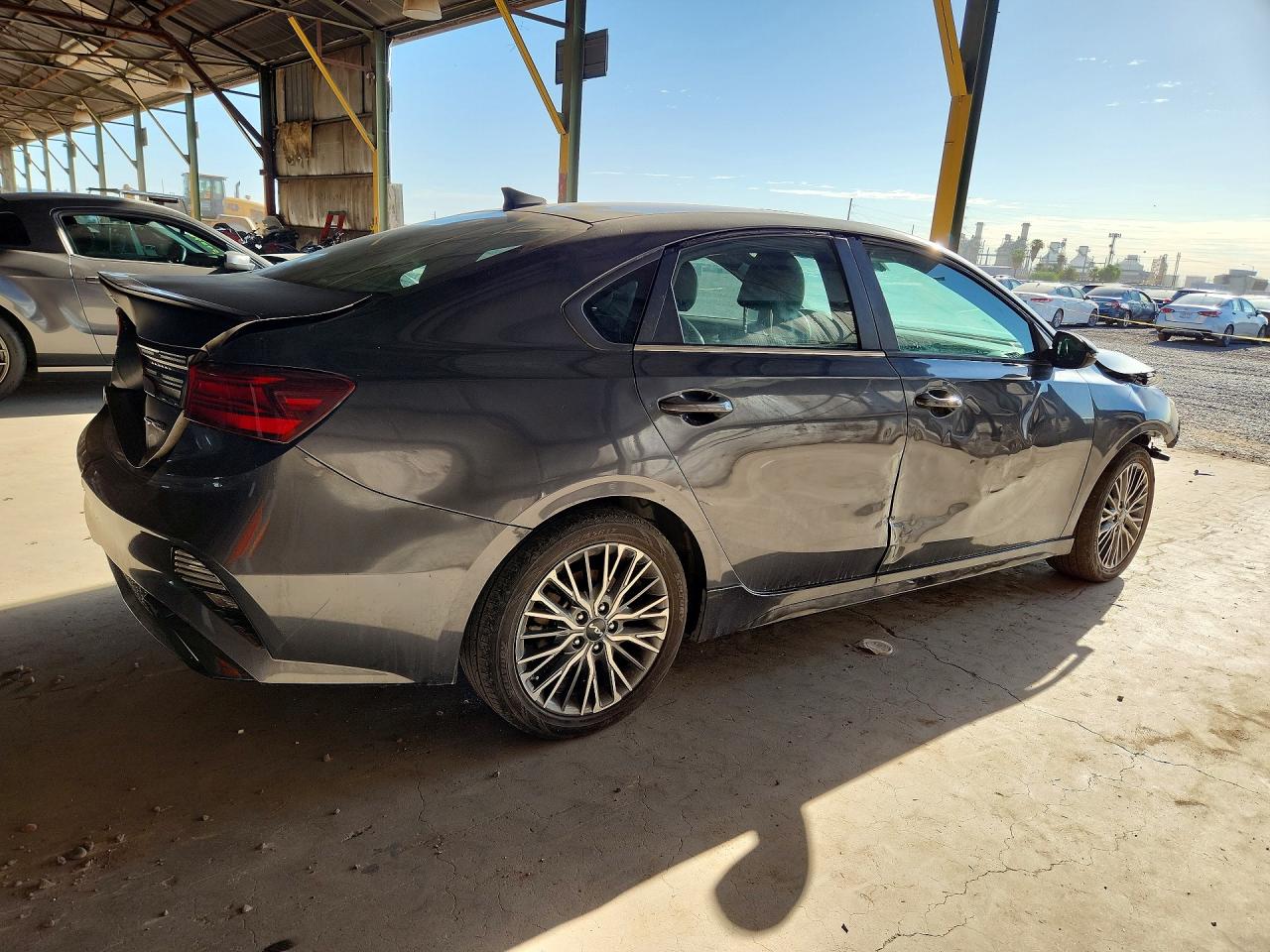 2023 KIA FORTE
