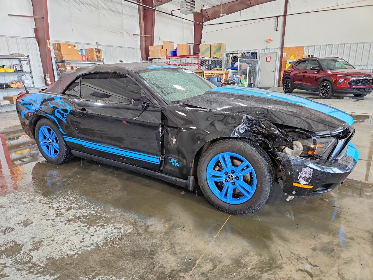 2011 FORD MUSTANG