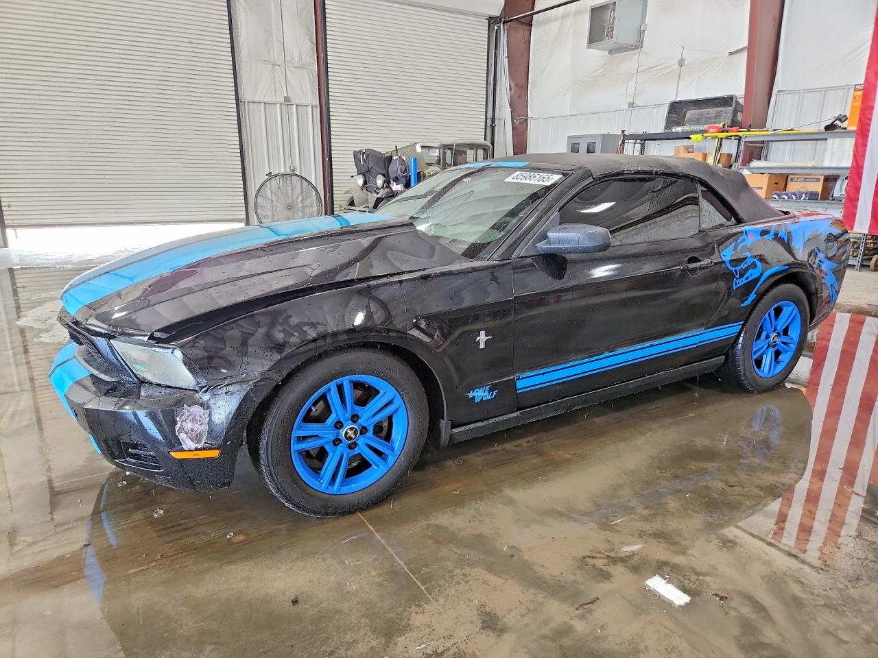 2011 FORD MUSTANG