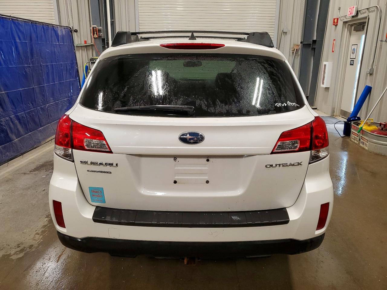 2014 SUBARU OUTBACK