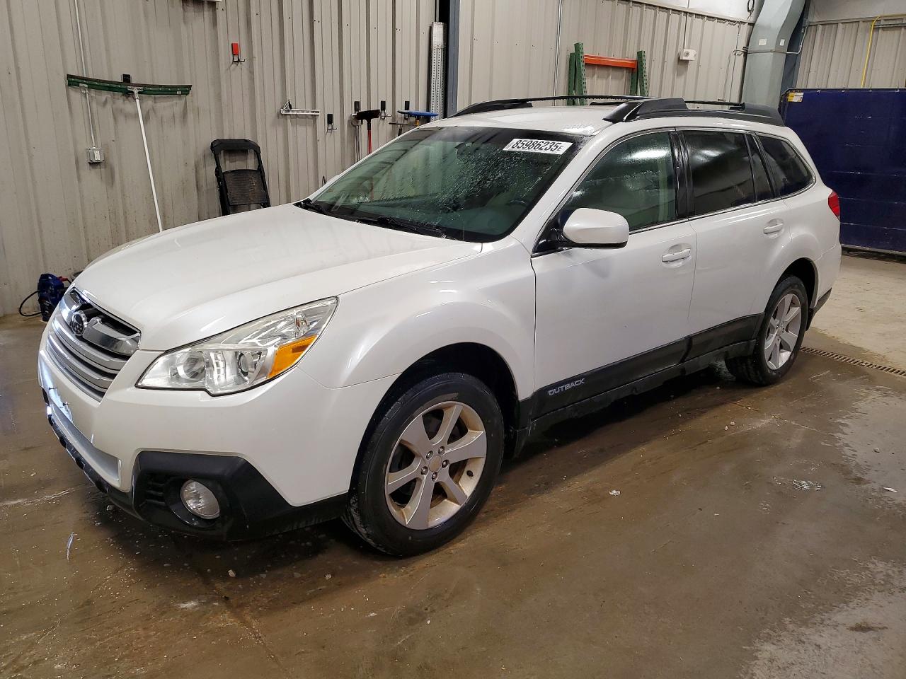 2014 SUBARU OUTBACK