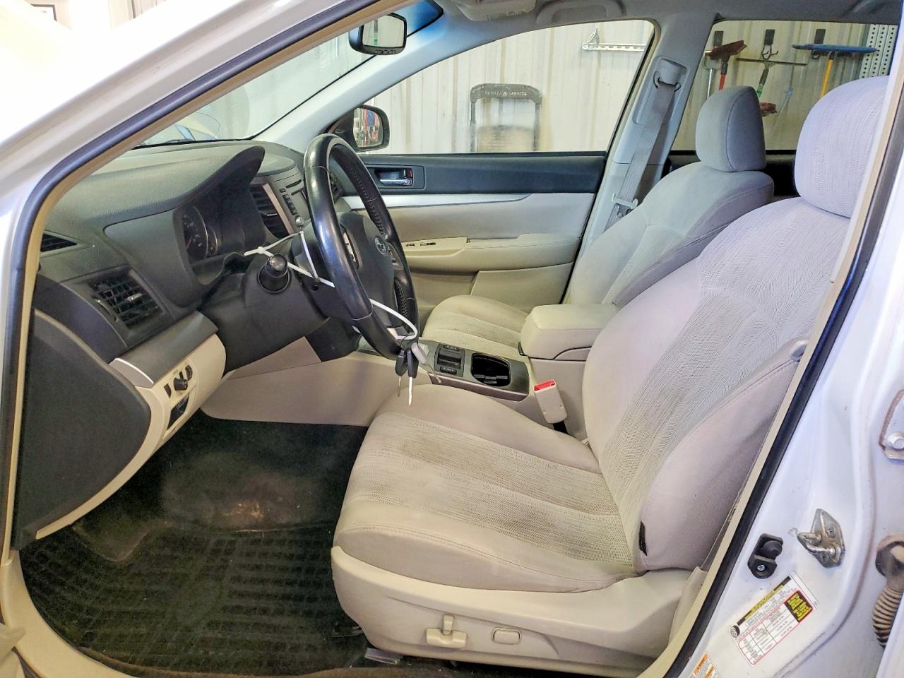 2014 SUBARU OUTBACK