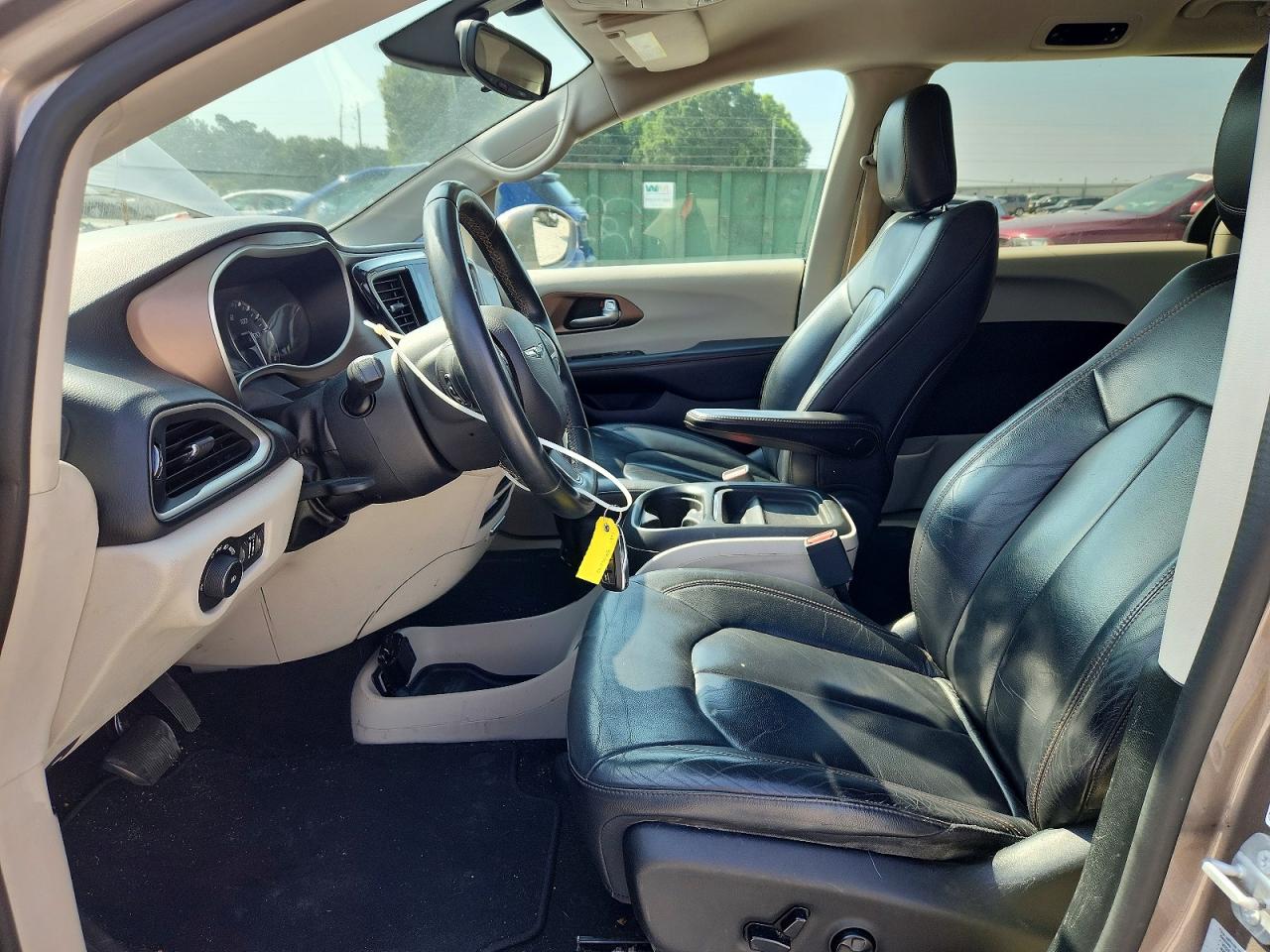 2017 CHRYSLER PACIFICA