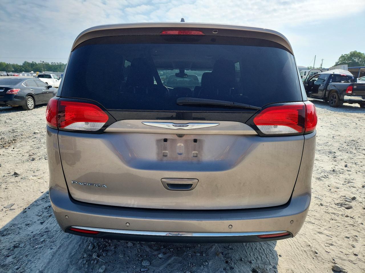 2017 CHRYSLER PACIFICA