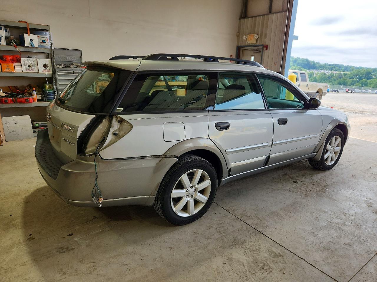 2006 SUBARU LEGACY