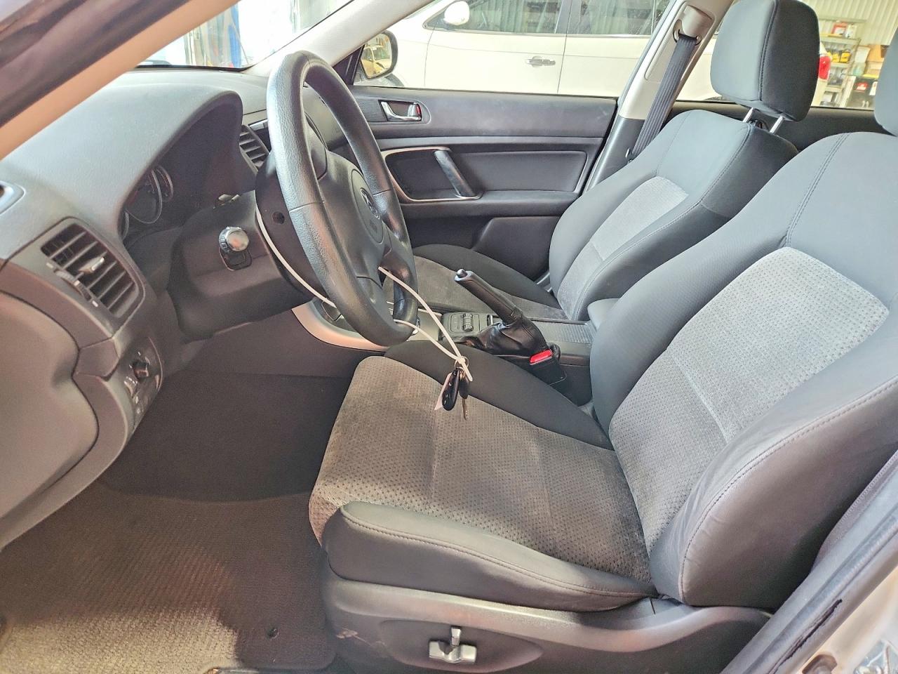 2006 SUBARU LEGACY